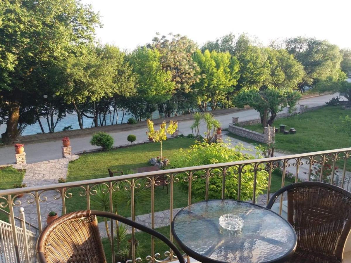 Dimitriou Rooms Glyki Exterior foto