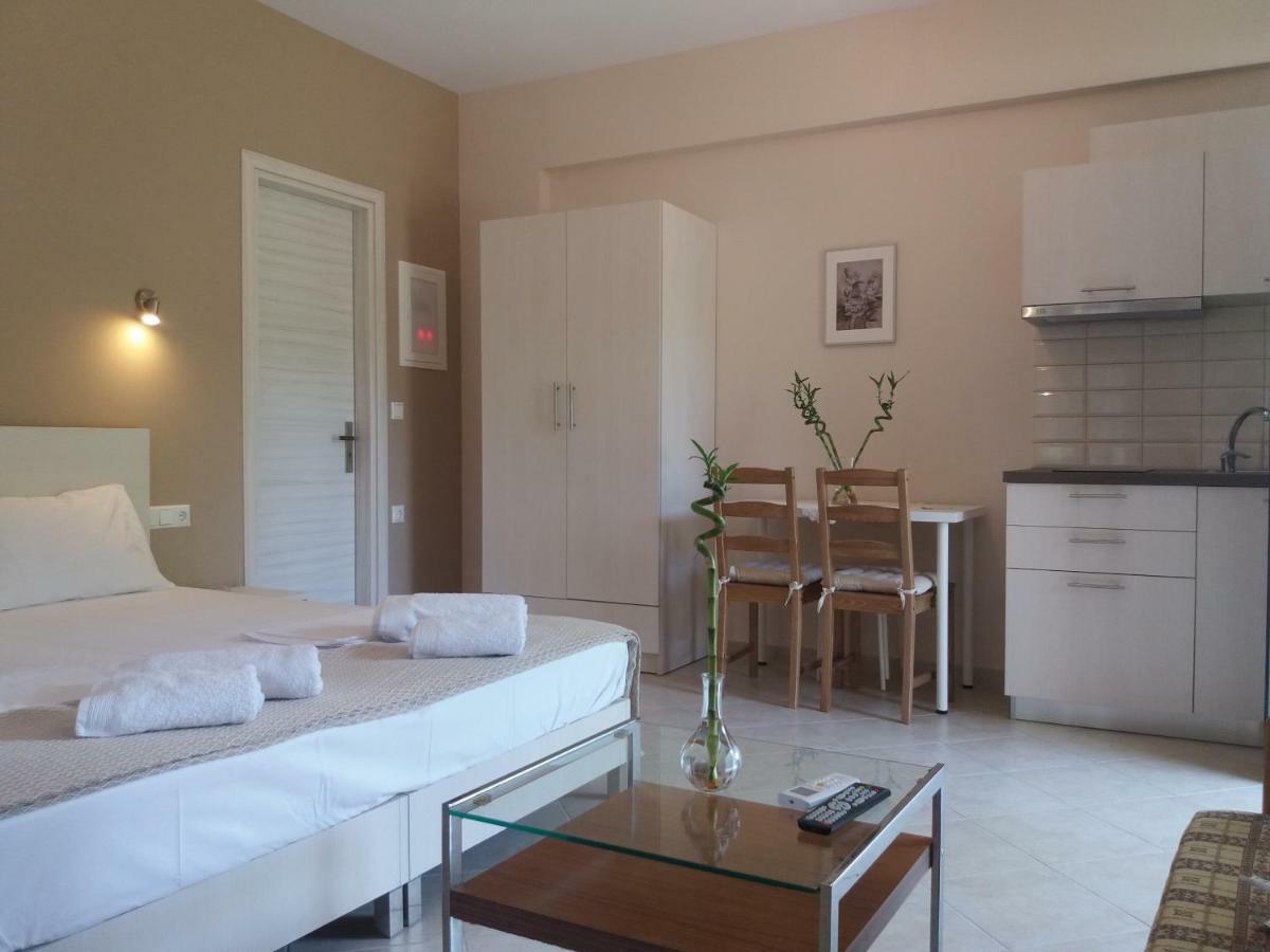 Dimitriou Rooms Glyki Exterior foto