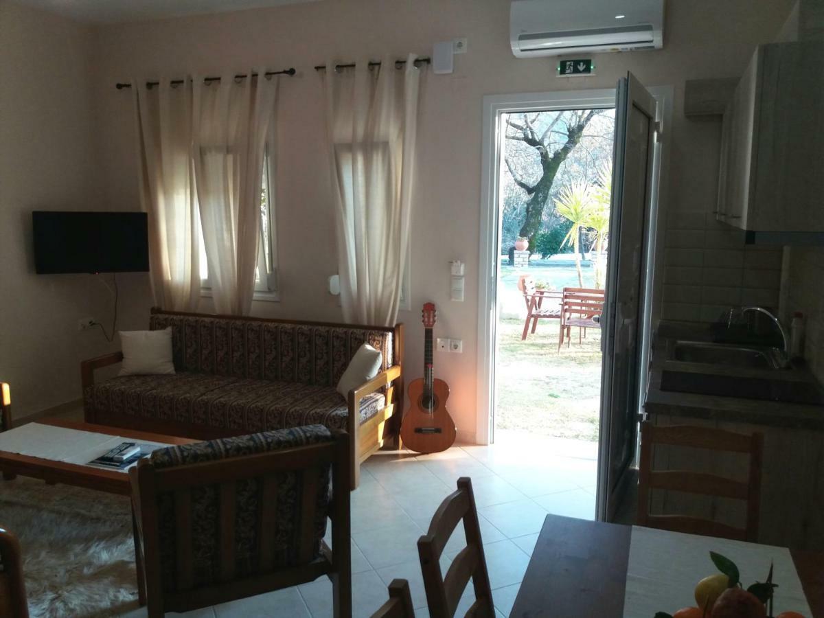 Dimitriou Rooms Glyki Exterior foto
