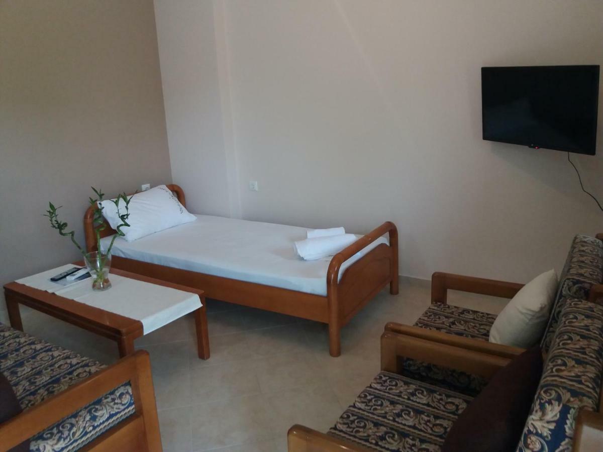 Dimitriou Rooms Glyki Exterior foto